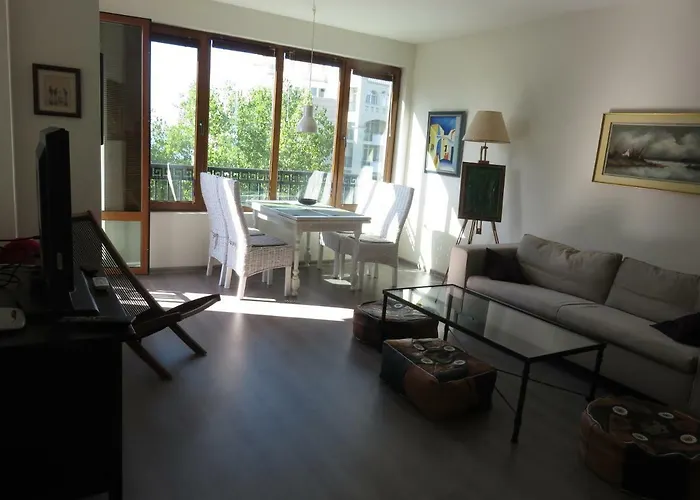 Nereya Palace Art Aprtament Marina Апартаменты *