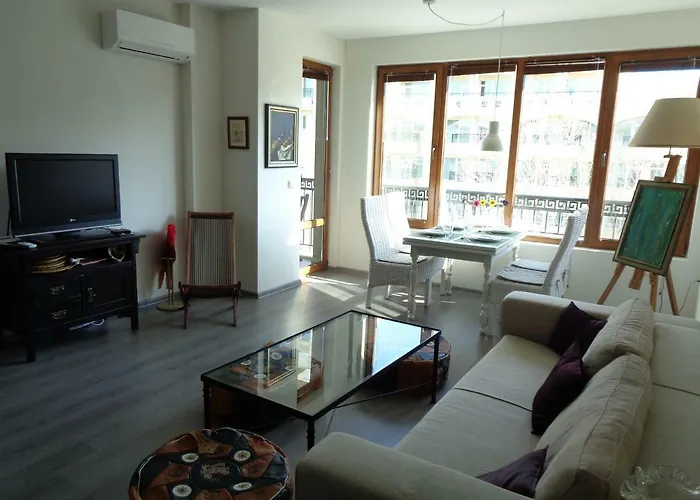 Апартаменты Nereya Palace Art Aprtament Marina Поморие